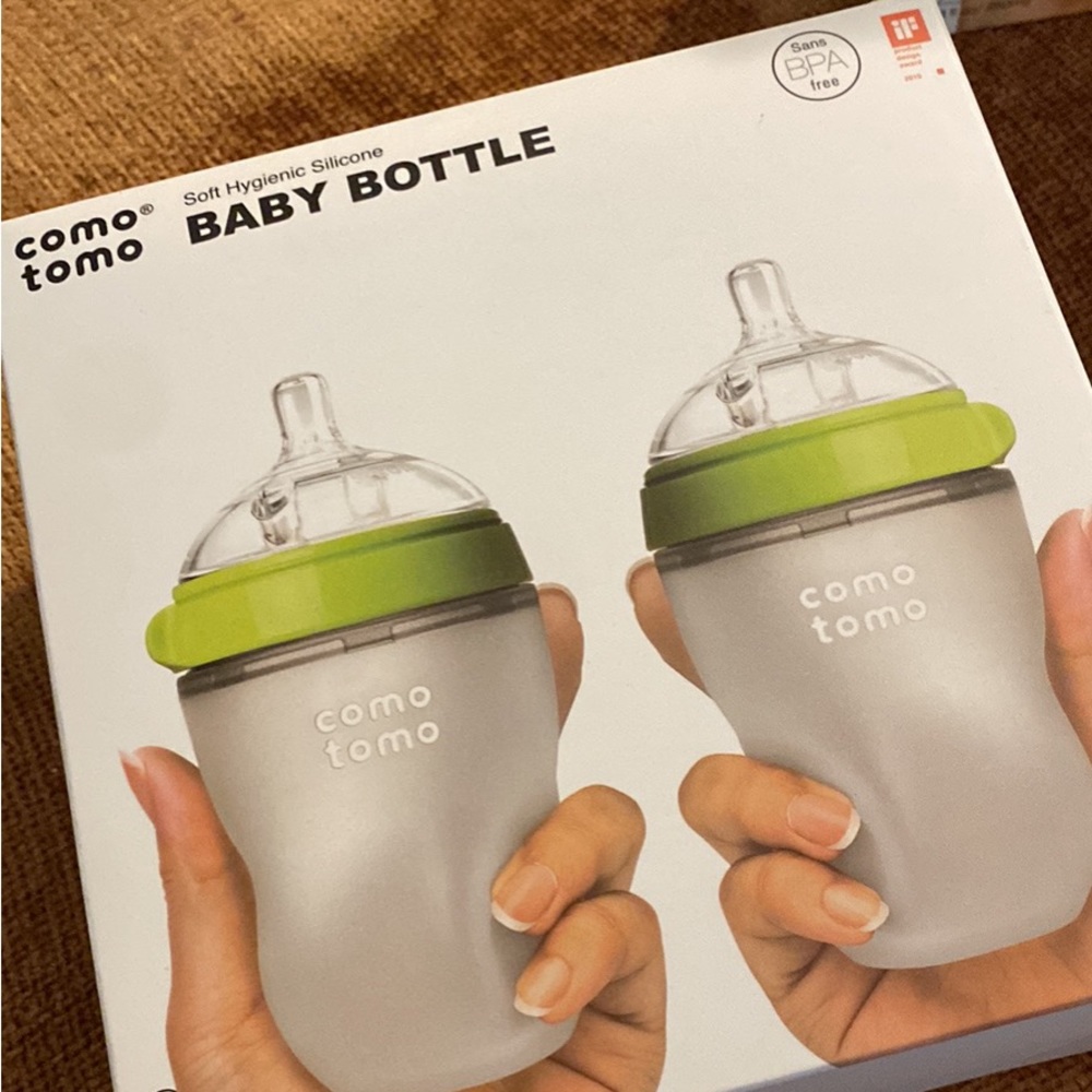 4 como tomo baby bottles 8oz New in Box
